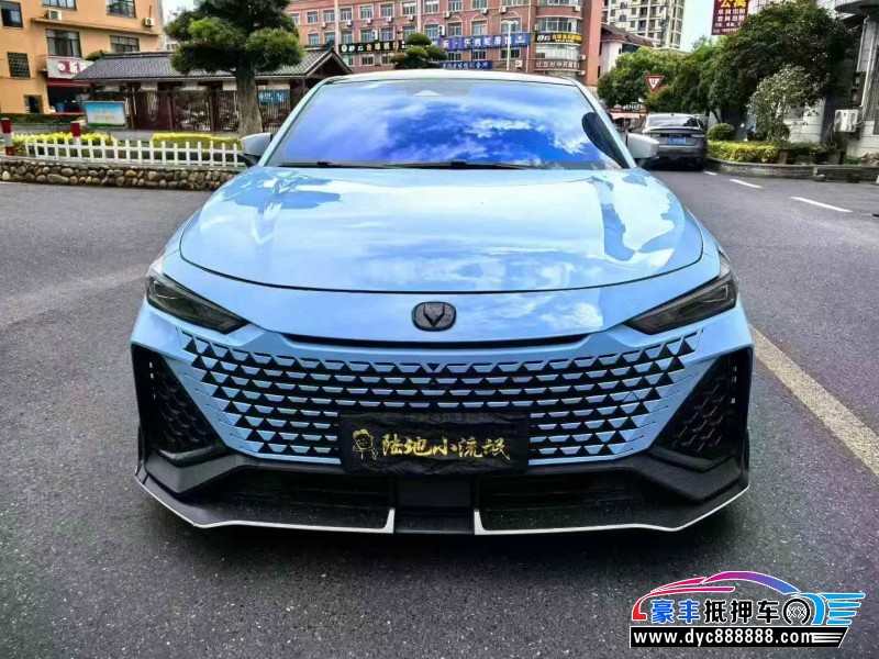 24年长安长安UNI轿车抵押车出售