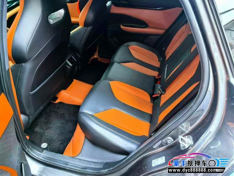 24年长安长安UNI轿车抵押车出售