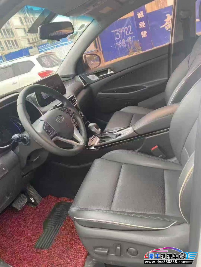 20年现代途胜轿车抵押车出售