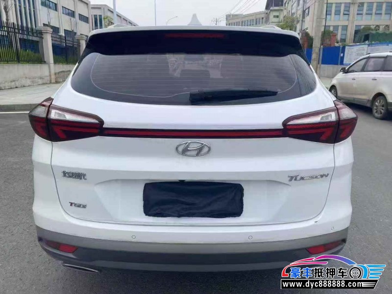 20年现代途胜轿车抵押车出售