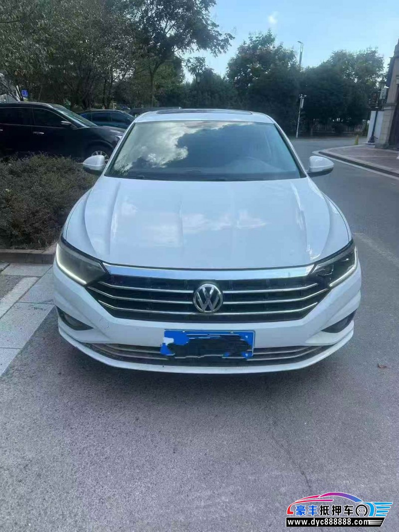 21年大众速腾轿车抵押车出售