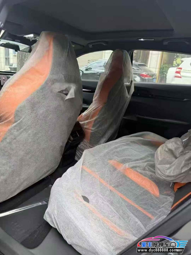 25年长安长安UNI轿车抵押车出售