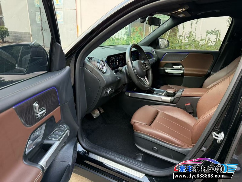 23年奔驰GLB轿车抵押车出售