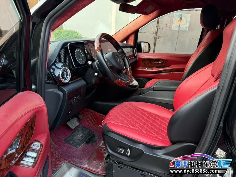 20年奔驰V轿车抵押车出售