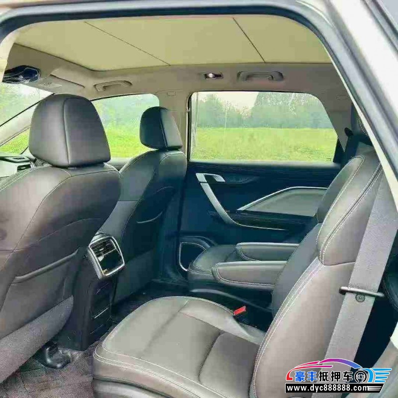 20年吉利嘉际轿车抵押车出售