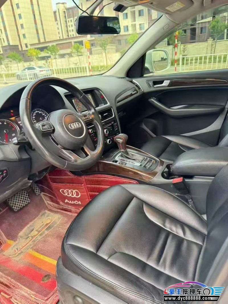 15年奥迪Q5轿车抵押车出售