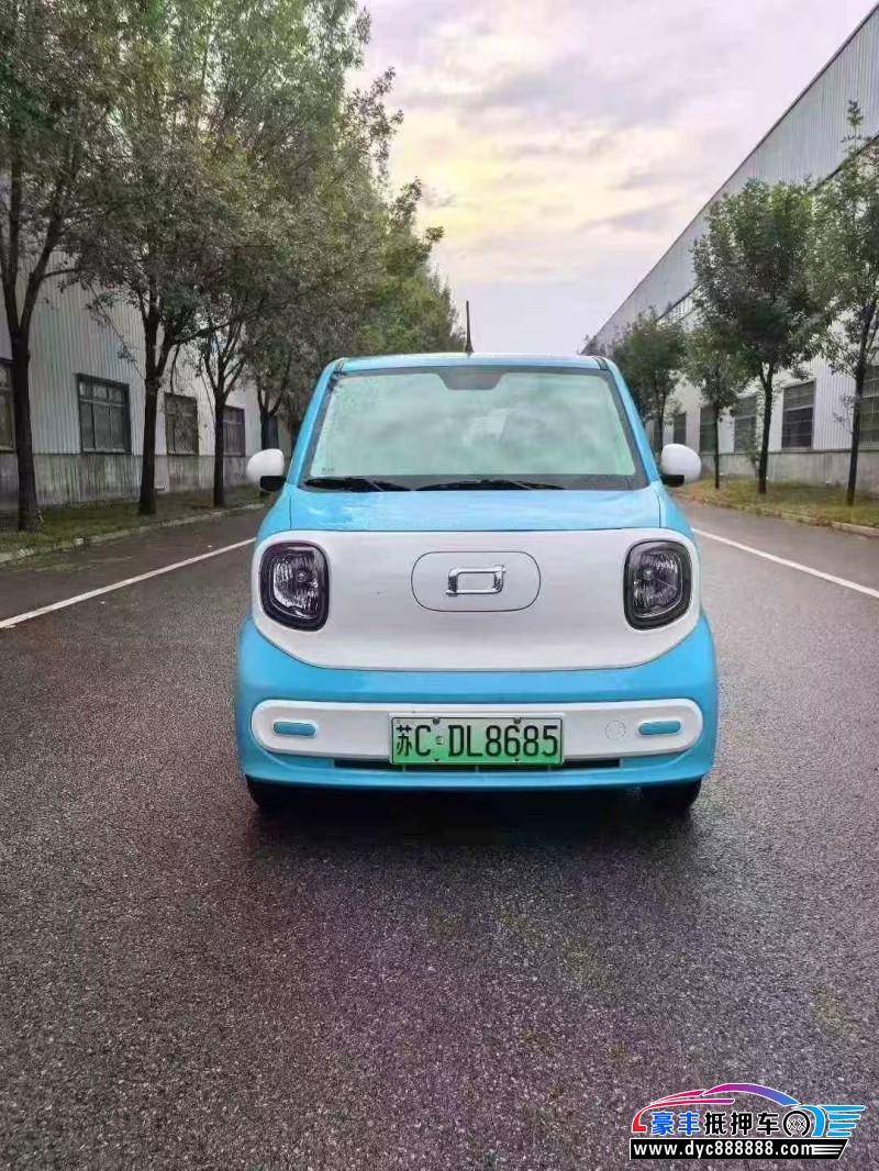 24年奔腾小马轿车抵押车出售