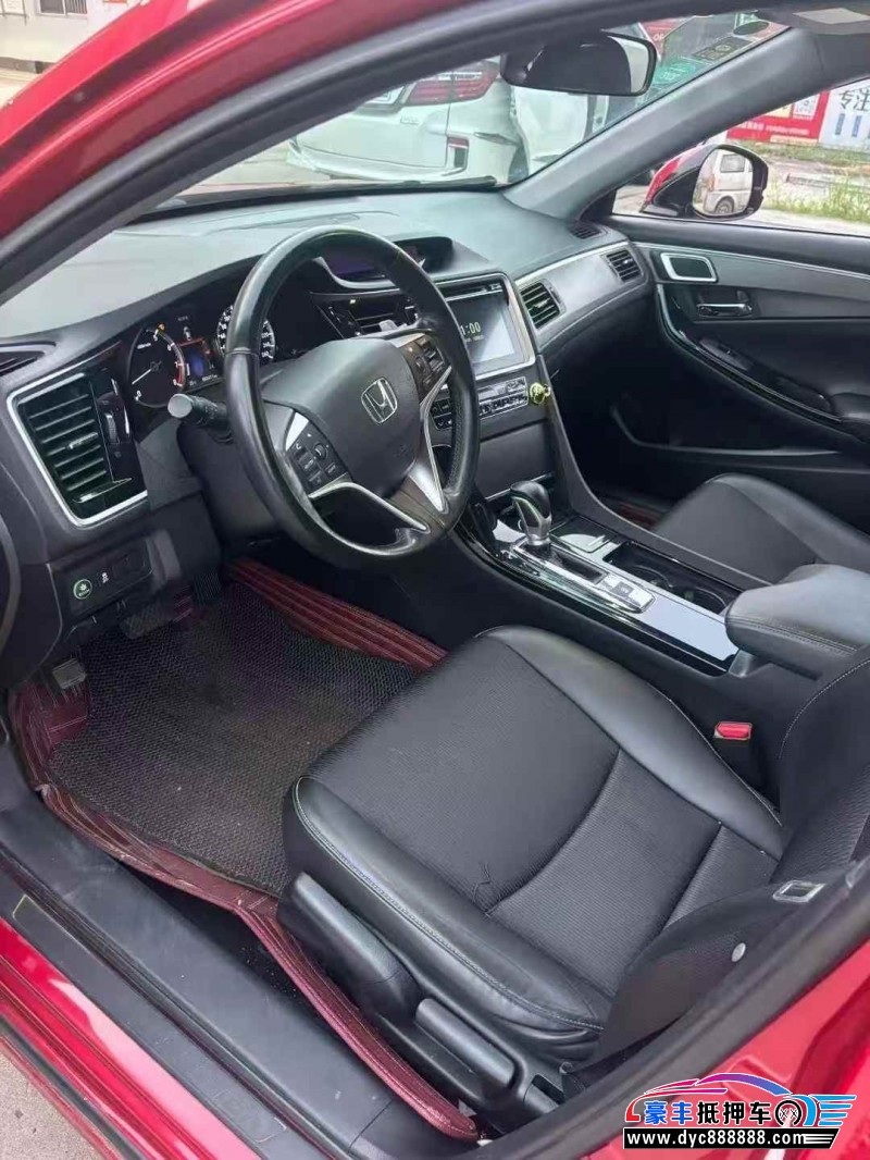 17年本田思铂睿轿车抵押车出售