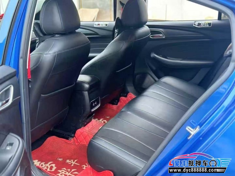 19年荣威i5轿车抵押车出售