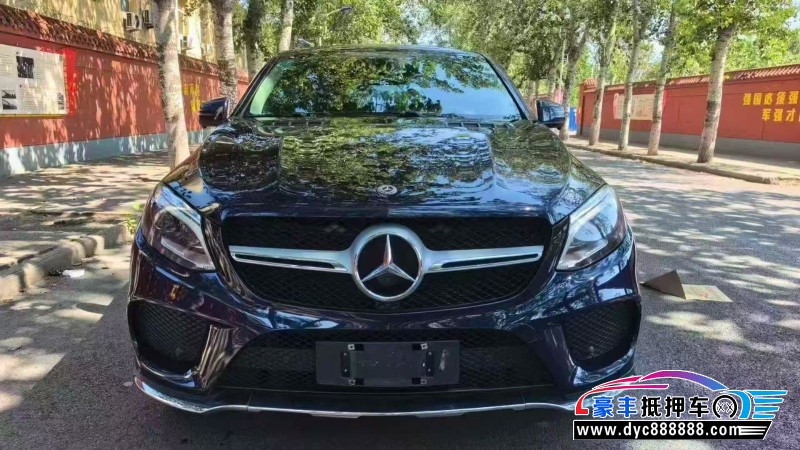 18年奔驰GLE轿车抵押车出售