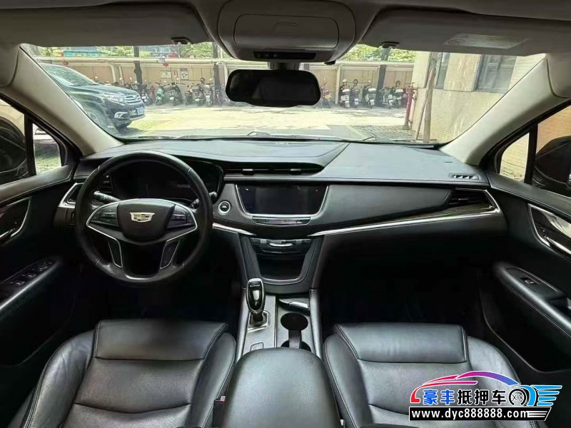 17年凯迪拉克XT5轿车抵押车出售
