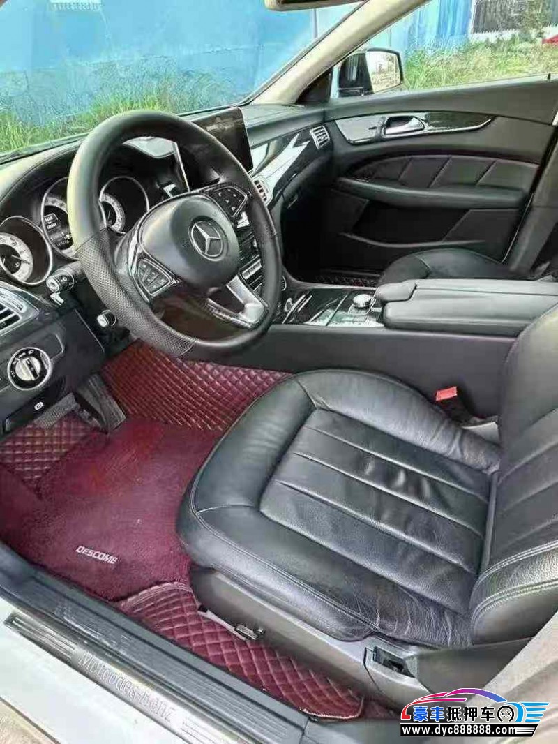 15年奔驰CLS轿车抵押车出售