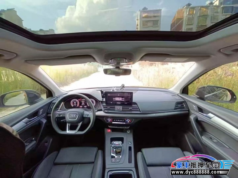 23年奥迪Q5轿车抵押车出售