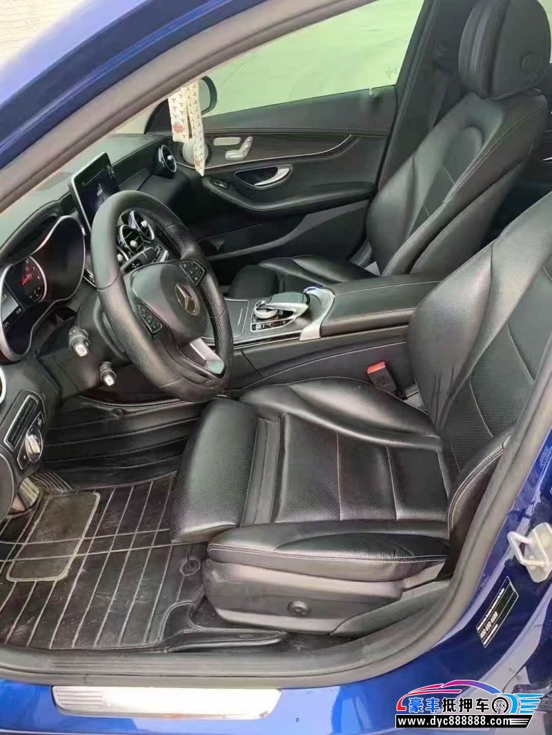 18年奔驰C轿车抵押车出售