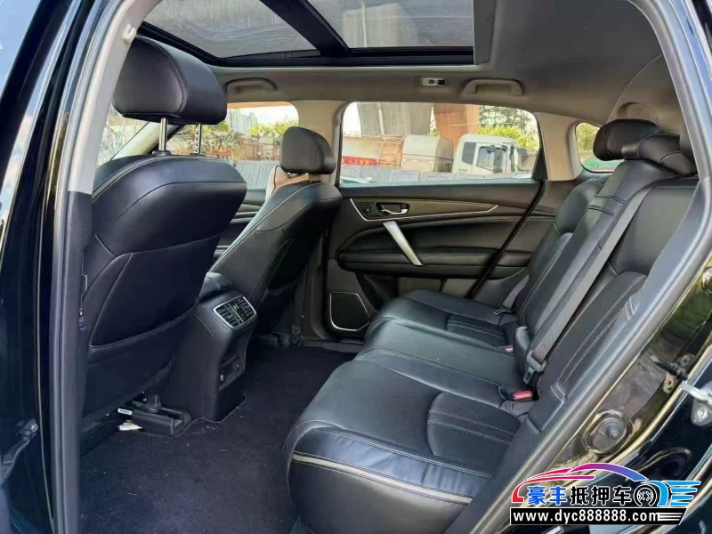 22年本田冠道轿车抵押车出售