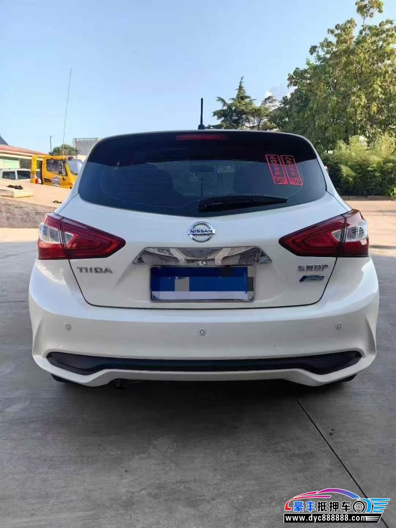 20年日产骐达轿车抵押车出售