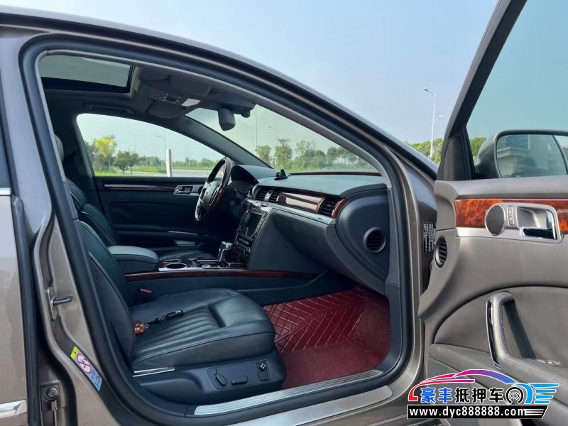 18年大众辉腾轿车抵押车出售