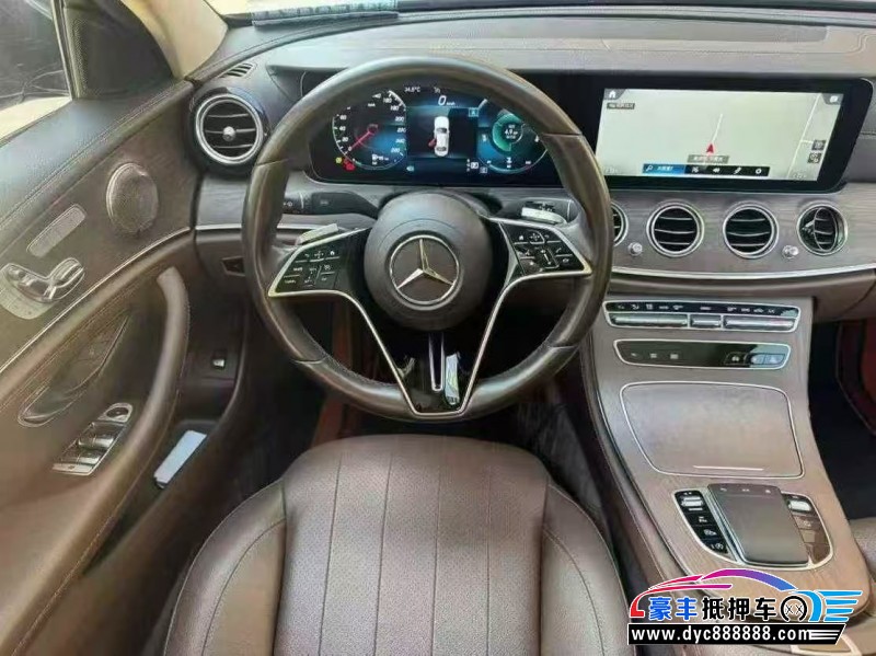 22年奔驰E轿车抵押车出售
