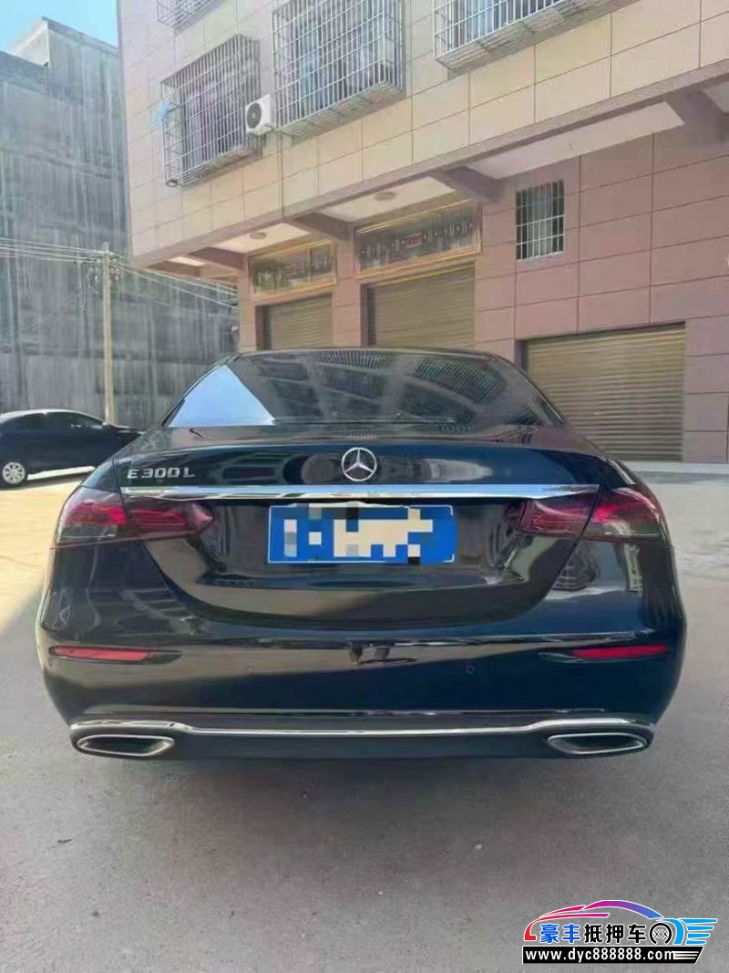 22年奔驰E轿车抵押车出售
