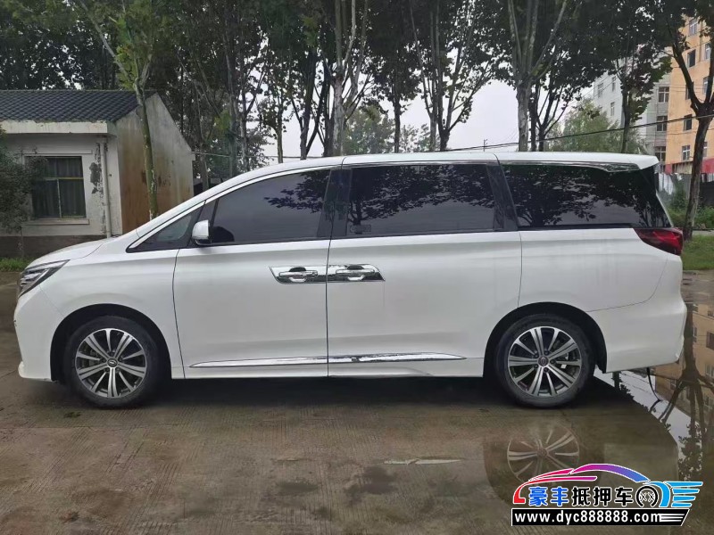 20年传祺M8轿车抵押车出售