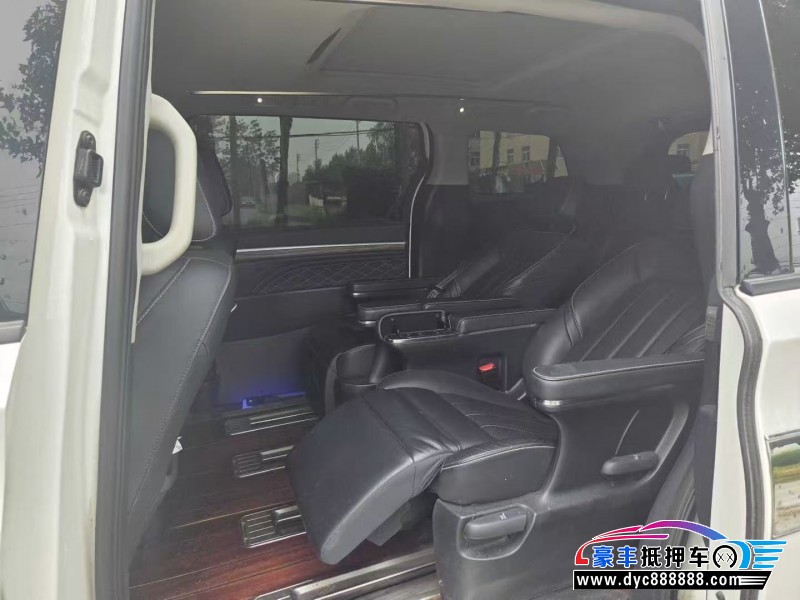 20年传祺M8轿车抵押车出售