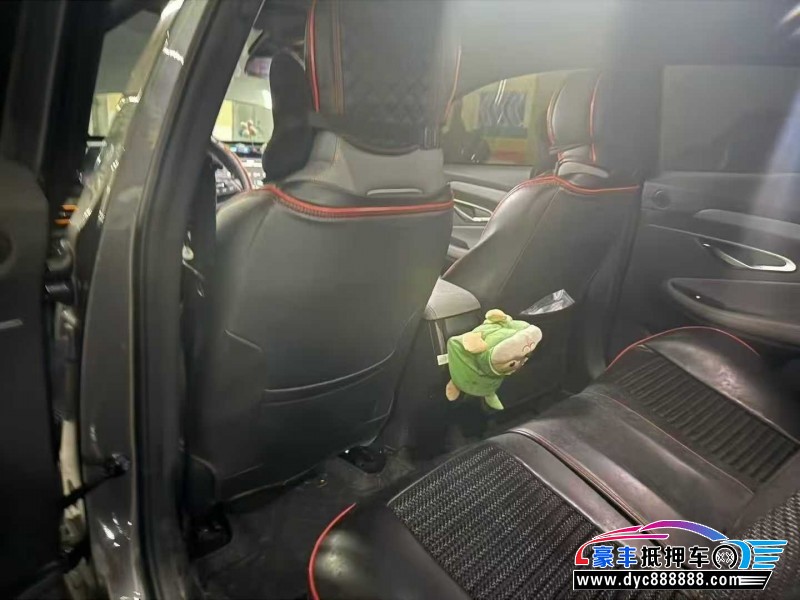 22年长安长安UNI轿车抵押车出售