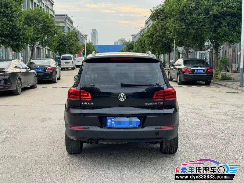 13年大众途观轿车抵押车出售