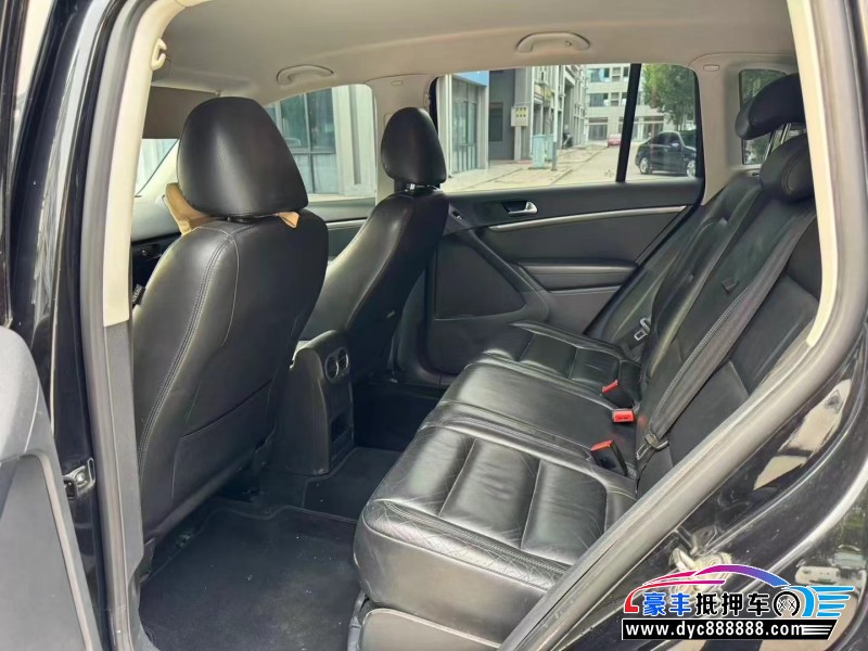 13年大众途观轿车抵押车出售