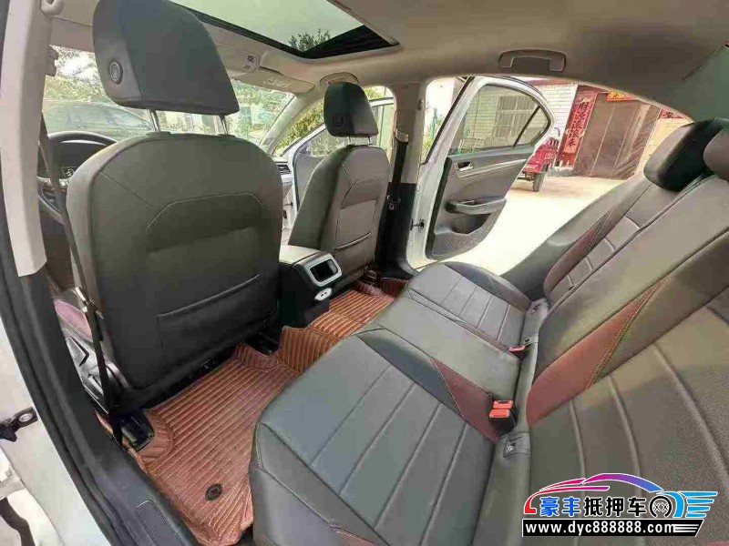 19年大众宝来轿车抵押车出售