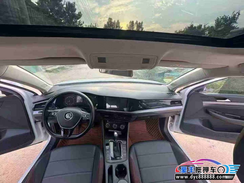 19年大众宝来轿车抵押车出售