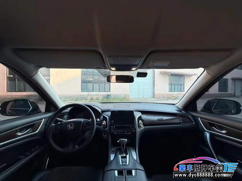 19年本田冠道轿车抵押车出售