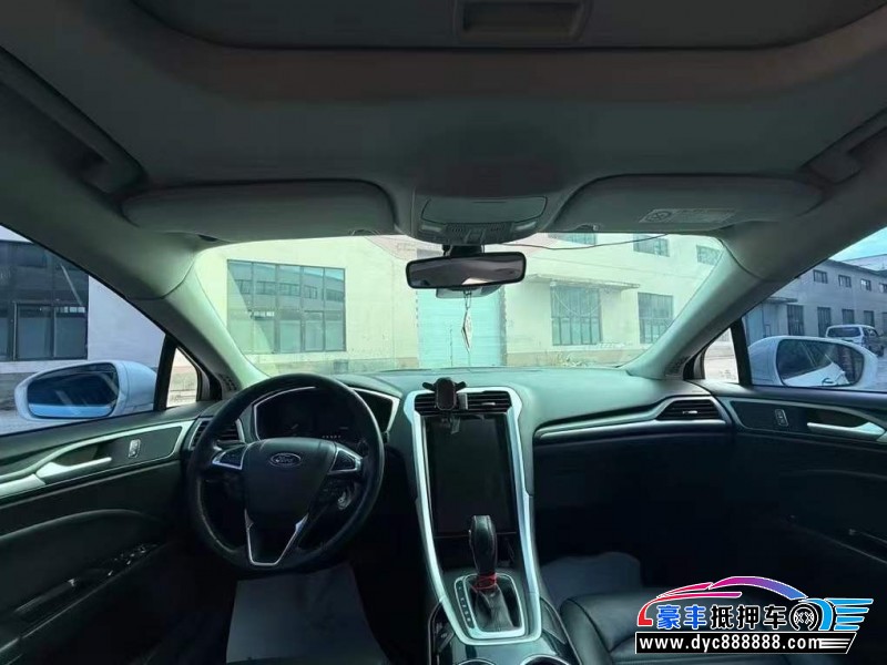 15年福特蒙迪欧轿车抵押车出售