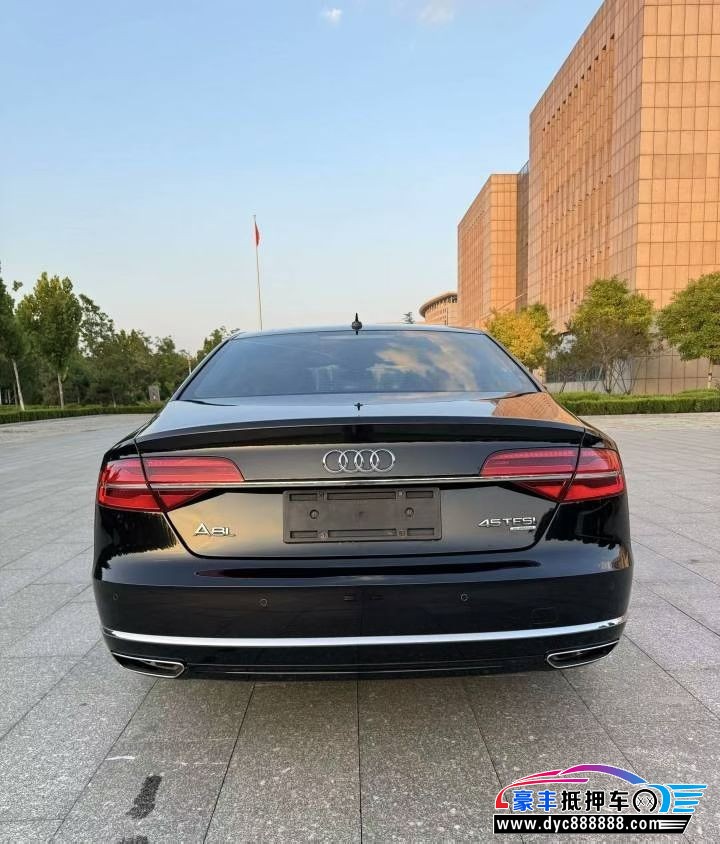 15年奥迪A8L轿车抵押车出售