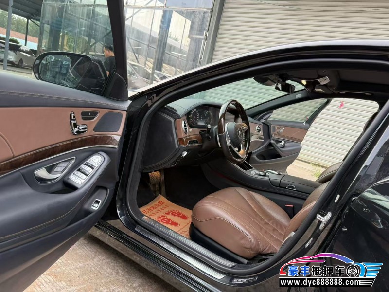 19年奔驰S轿车抵押车出售