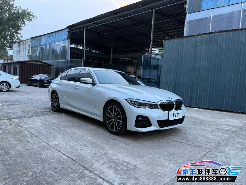 22年宝马3系轿车抵押车出售