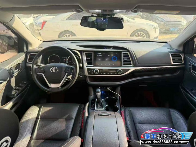 19年丰田汉兰达轿车抵押车出售