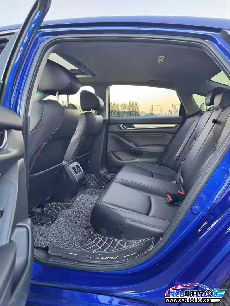 19年本田雅阁轿车抵押车出售