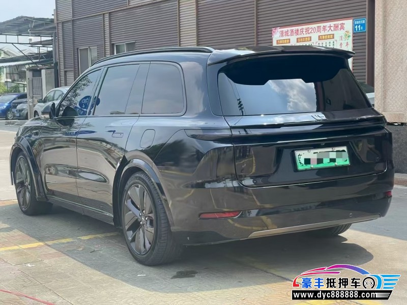 24年理想L9轿车抵押车出售