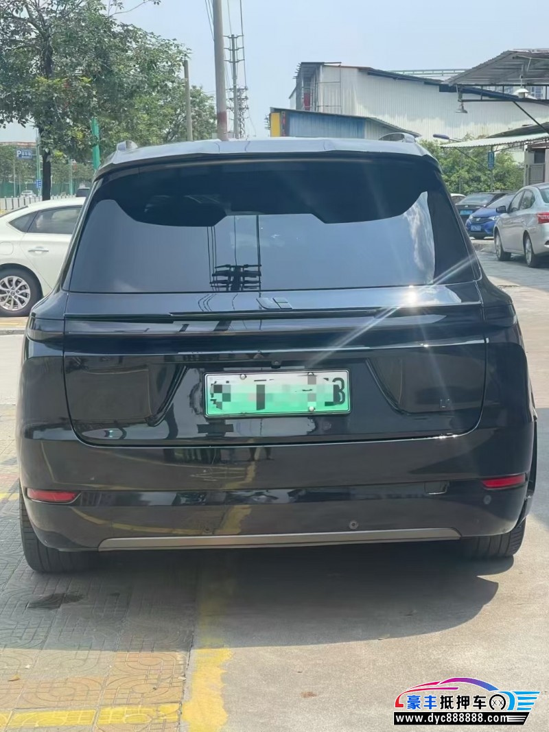 24年理想L9轿车抵押车出售