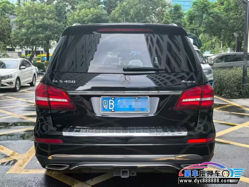 18年奔驰GLS轿车抵押车出售