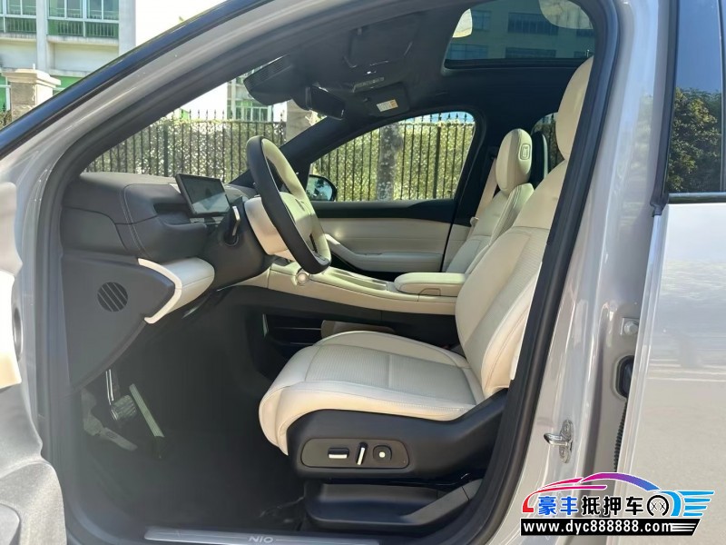 24年蔚来ES6轿车抵押车出售