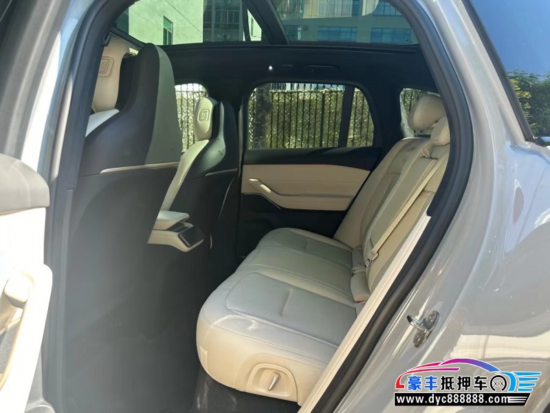 24年蔚来ES6轿车抵押车出售