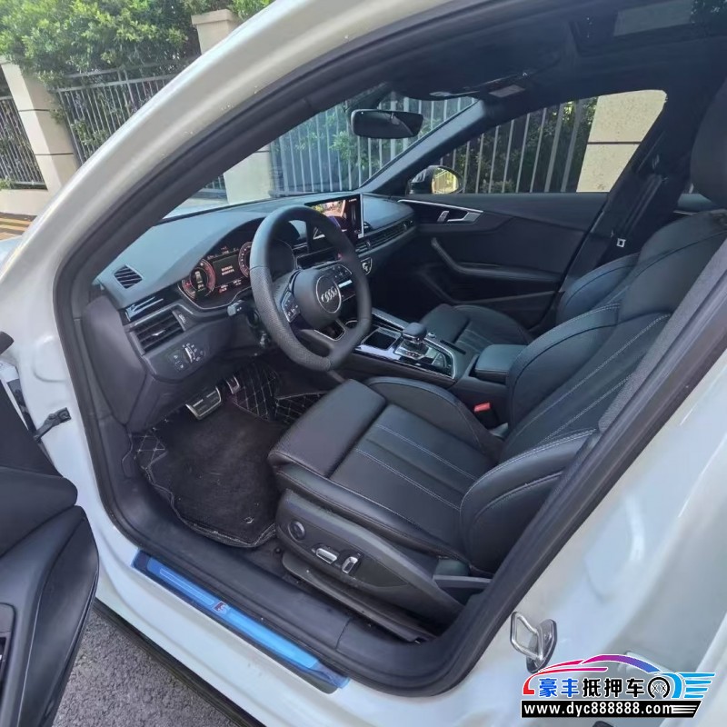 25年奥迪A4L轿车抵押车出售