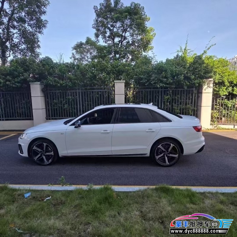 25年奥迪A4L轿车抵押车出售