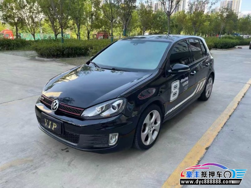 14年大众高尔夫轿车抵押车出售