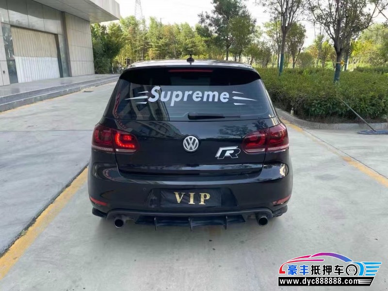 14年大众高尔夫轿车抵押车出售