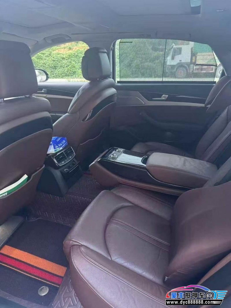 16年奥迪A8L轿车抵押车出售