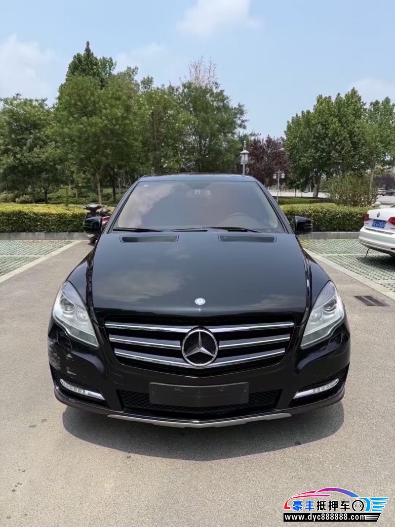 15年奔驰RMPV抵押车出售