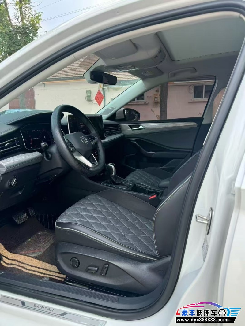 24年大众速腾轿车抵押车出售