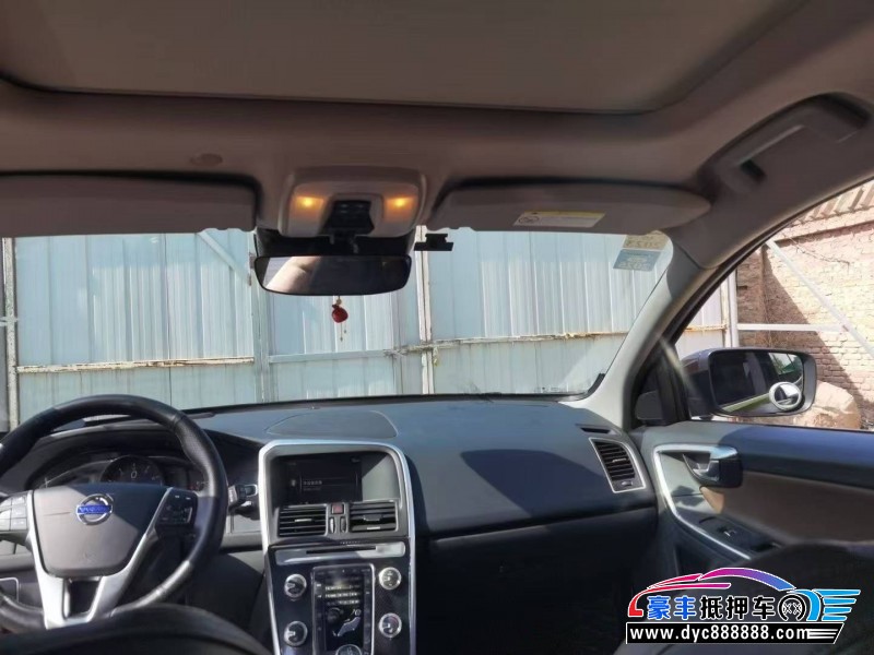 17年沃尔沃XC60轿车抵押车出售